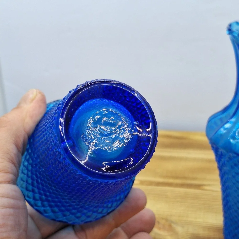 X2 Vintage Sapphire Blue Glass Bouquet Vase Diamond Point Hobnail Set‎ X2 6in